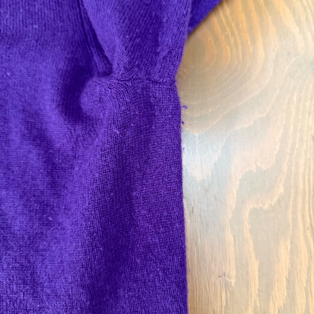 Bloomingdale’s Cashmere Turtleneck Sweater, XL - Picture 11 of 12